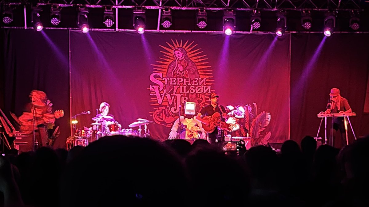 An incredible gig by <a href="/SWJMusic/">Stephen Wilson Jr.</a> last night at the Barra’s.