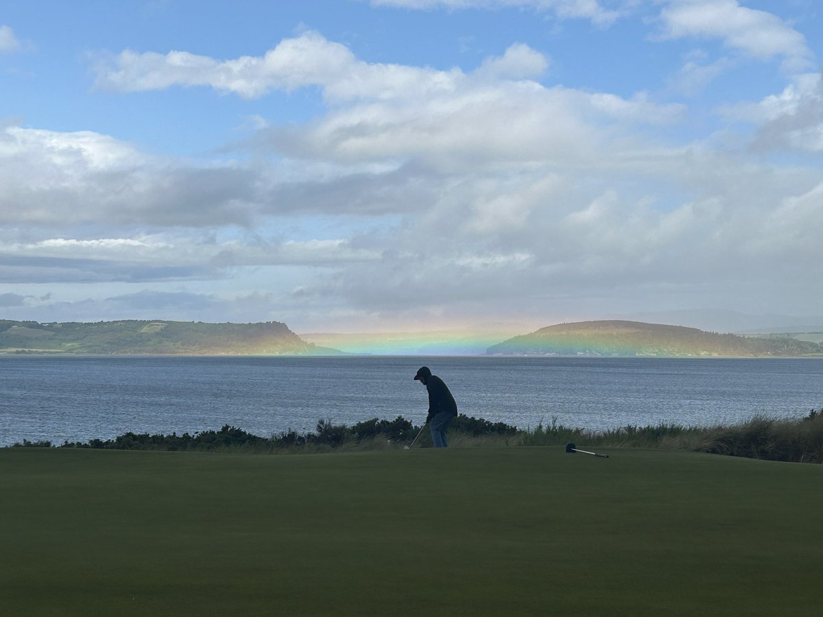 Another spectacular view from <a href="/CabotHighlands/">Cabot Highlands</a> this time across to Munlochy Bay. Great backdrop for an up &amp; down!