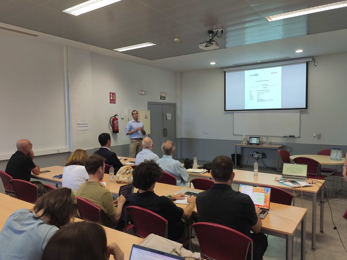 parqUC3M's tweet image. 👉Hoy en el @parquc3m:  &quot;Foro de Financiación: Ayudas públicas para escalar tu Spin-Off o Startup&quot;, del programa #ScaleLab @ComunidadMadrid 
💸Hemos informado sobre oportunidades de financiación públicas y privadas en 🦾#Innovación

Con la colaboración de la @FUNDACIONPONS