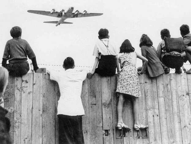 #OTD in #history 1948, the #Berlin Airlift began after the USSR blockaded it. 2 million lost steady access to electricity, food &amp; coal. But the #USA &amp; allies flew 300,000 flights carrying supplies. As a result, the West formed #NATO &amp; established West #Germany—a symbol of freedom