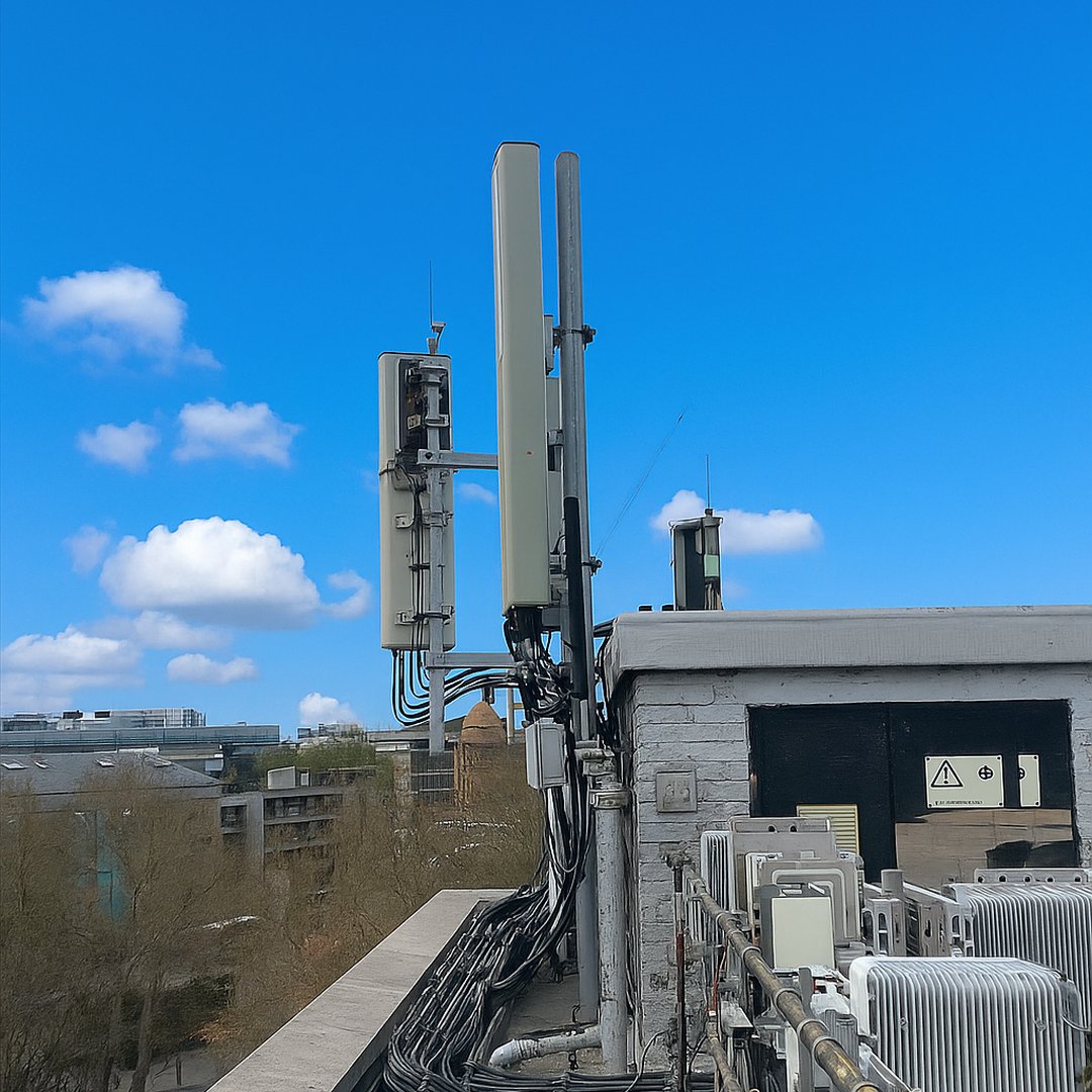 APWireless tweet media