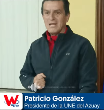 WRadioEc's tweet photo. Varios compañeros maestros de diferentes provincias, están recibiendo amenazas, extorsiones e intimidación, y es por eso que la #UNE ha decidido declarar en emergencia a la educación, para que todo esto termine.
#Educación #DeclaratoriaEmergencia #WRadioEc #LaHoraCLave https://t.co/m9WKAv0UFI