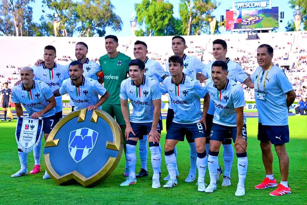 Coupe du monde des clubs : l'Inter Milan et Monterrey en 8e, River Plate fait ses adieux

Grâce à Francesco Pio Esposito (72') et Alessandro Bastoni (90'+3), l'Inter Milan arrive à vaincre River Plate et domine le groupe E. Le club argentin est bel et bien éliminé après cette