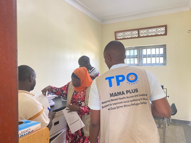 TpoUg's tweet photo. 🧡 Walking With Refugee Women in #RhinoCamp
Early this week, @TpoUg & @johanniter held a field review under #MAMAPLUSproject in #Ocea & #Olujubo zones #RhinoRefugeeSettlement, #WestNile. The review aimed to reflect on progress in #MentalHealth MaternalHealth #LivelihoodSupport https://t.co/wFHaVxDRxt