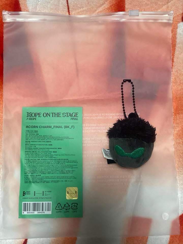 PurpleeeON's tweet photo. WTS / LFB #purpleonOnhand

HOTS Final Acorn Charm - 800
Festa T-shirt Medium - 2,750

Onhand &amp; ready to ship
 
MOP: Gcash/ Maya/BPI
MOD: Grab/ Lalamove, J&amp;T

DOP: PAYO / 50% DP, balance on July 30 (negotiable)

✉️DM or COMMENT MINE to order https://t.co/wgbPLl7Ufz