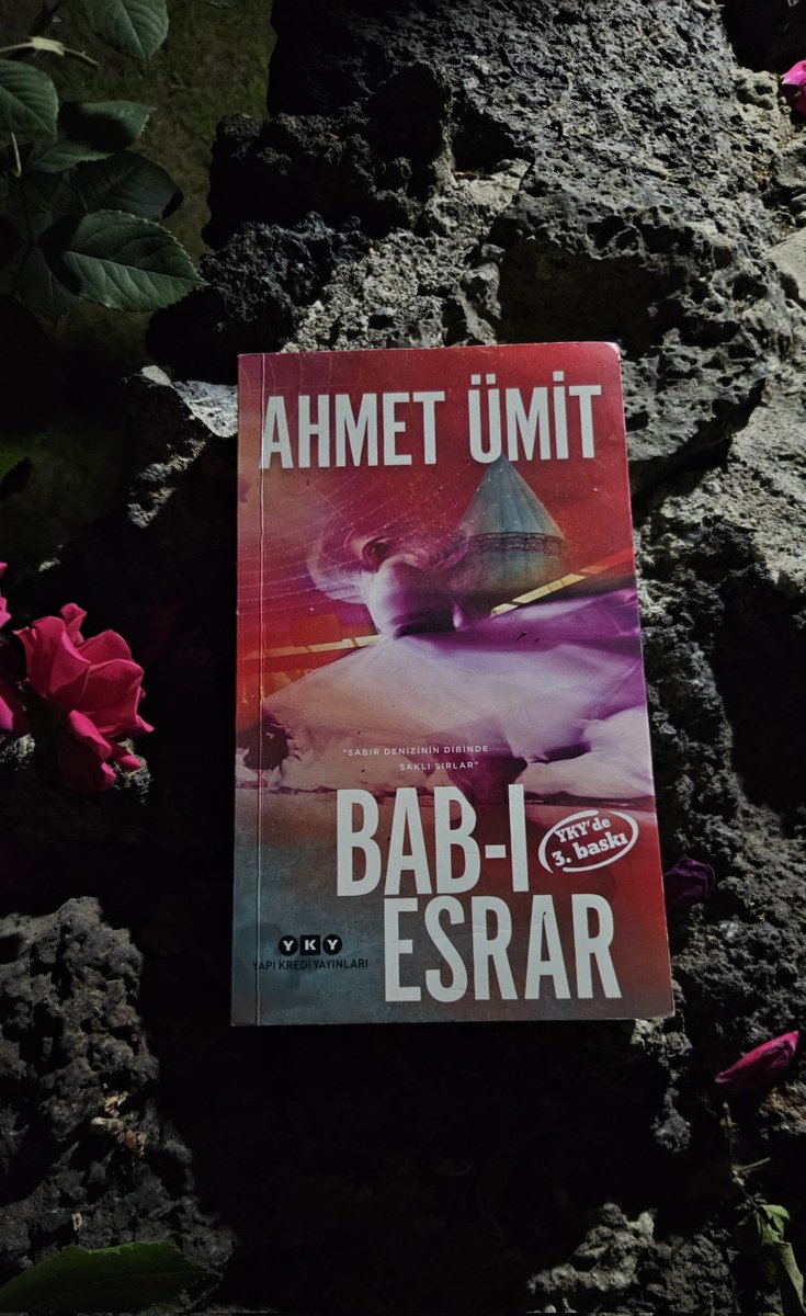 Ey sırrı araştıran kişi 
Can var can içinde, kalbine in de ara
Sen kendi özünü kendinde ara
Ey sırrı araştıran kişi her yerde ara 
Lakin o değil dışarıda kendi içinde ara

Hz. Mevlana 

#ahmetümit #mevlana #şemsitebrizi #karenkimya #okudumbitti #maviayraç #kitapdostu