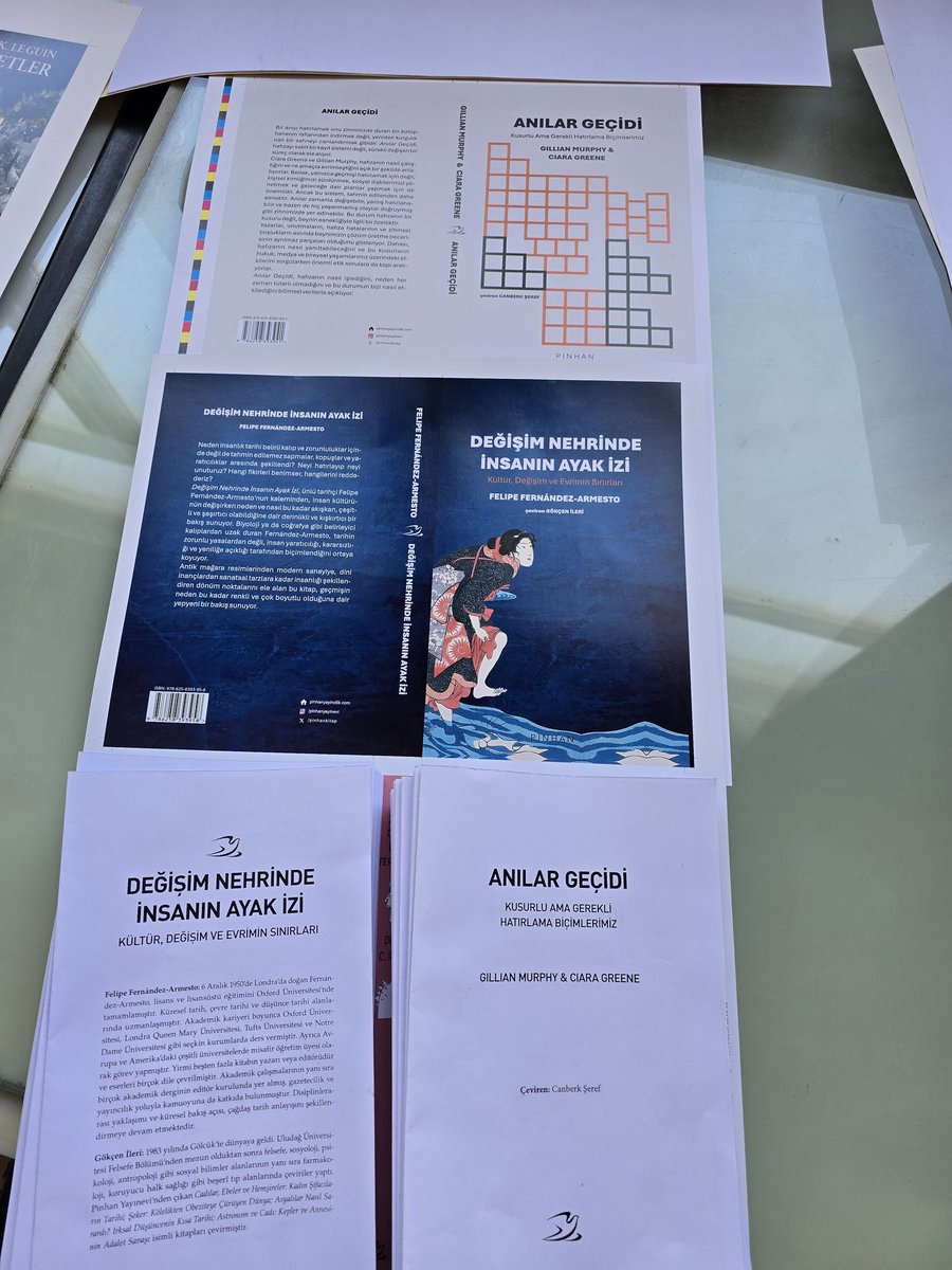 İki harika metin daha basılmak üzere.