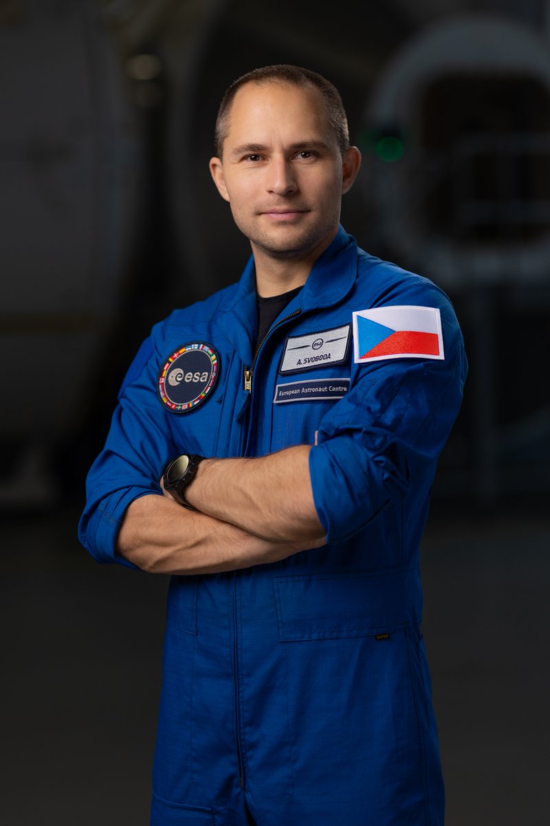 1/19
Tahle raketa nám nesmí uletět.
Proč Česko potřebuje svého astronauta..
Na Mezinárodní vesmírnou stanici (ISS) dnes dorazila čtyřčlenná posádka mise Axiom-4. Na palubu vystoupili astronauti z USA, Indie, Maďarska a Polska.
Překvapily vás snad ty poslední dva jmenované státy?