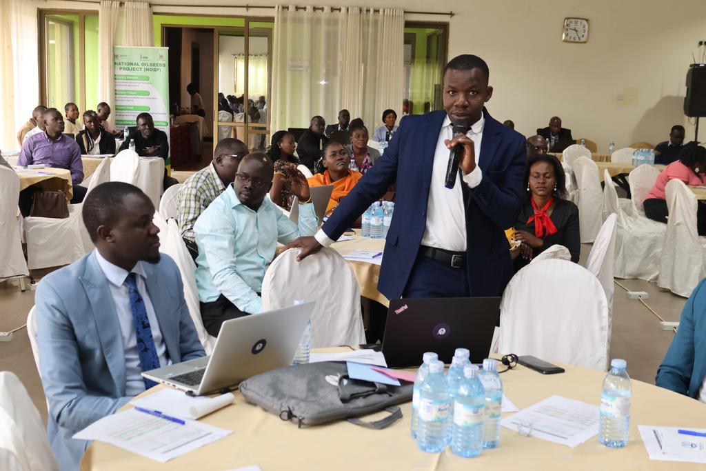 NOSP_UG's tweet image. ongoing orientation for private service providers under @NOSP_UG  to support existing government extension structures to deliver dedicated extension services to oilseed farmers in 81 districts across 9 Subregions.
#NOSP #AgricultureUG 
@MAAIF_Uganda 
@FrankTumwebazek @PS_MAAIF