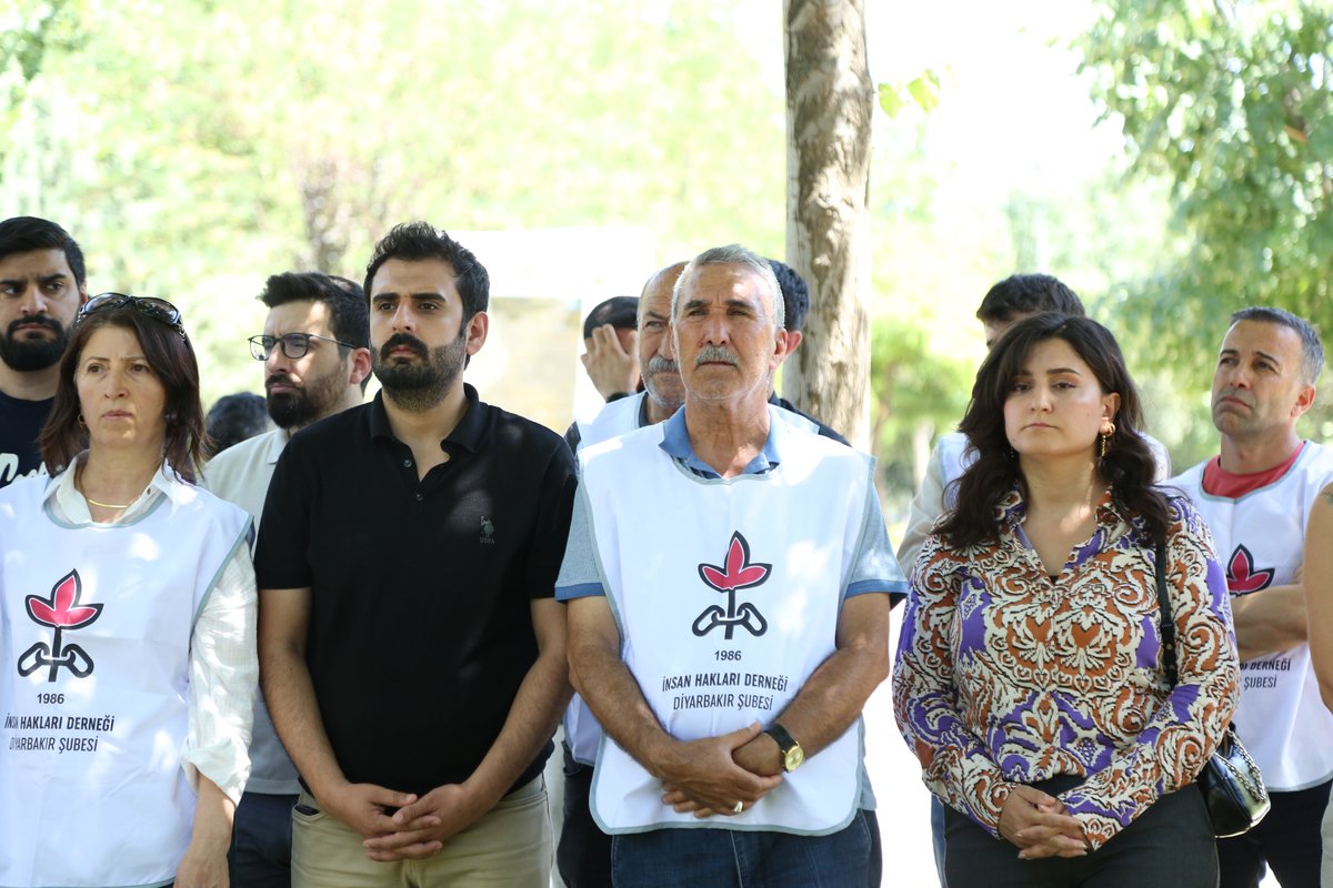 26 Haziran İşkenceye Karşı Mücadele ve İşkence Görenlerle Dayanışma Günü 

“Küresel İnsani Krize, Otoriterleşmeye ve Savaş Tehditlerine Karşı İnsan Hakları Değerlerine Sahip Çıkıyor, İşkenceye Hayır Diyoruz!”  

26 Haziran İşkenceye Karşı Mücadele ve İşkence Görenlerle Dayanışma