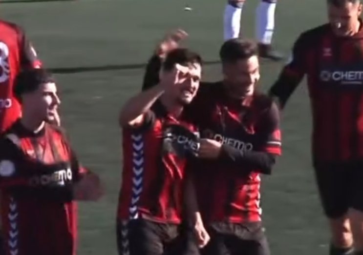 Correcta la temporada de un <a href="/CDAzuqueca/">C.D. Azuqueca</a> que le ha dado de sobra para salvarse, pero no le ha dado para más. Buen trabajo de Juani Viñas. Imperiales jugadores como <a href="/AitorMonroy87/">Aitor Monroy Rueda</a>, <a href="/Pancurbis/">Sergio Pancorbo</a> y <a href="/lucasmb8/">Lucas</a>. Enorme el goleador Rober. Y maravillosa la temporada de <a href="/JorgeDePrada6/">Jorge De Prada</a>.