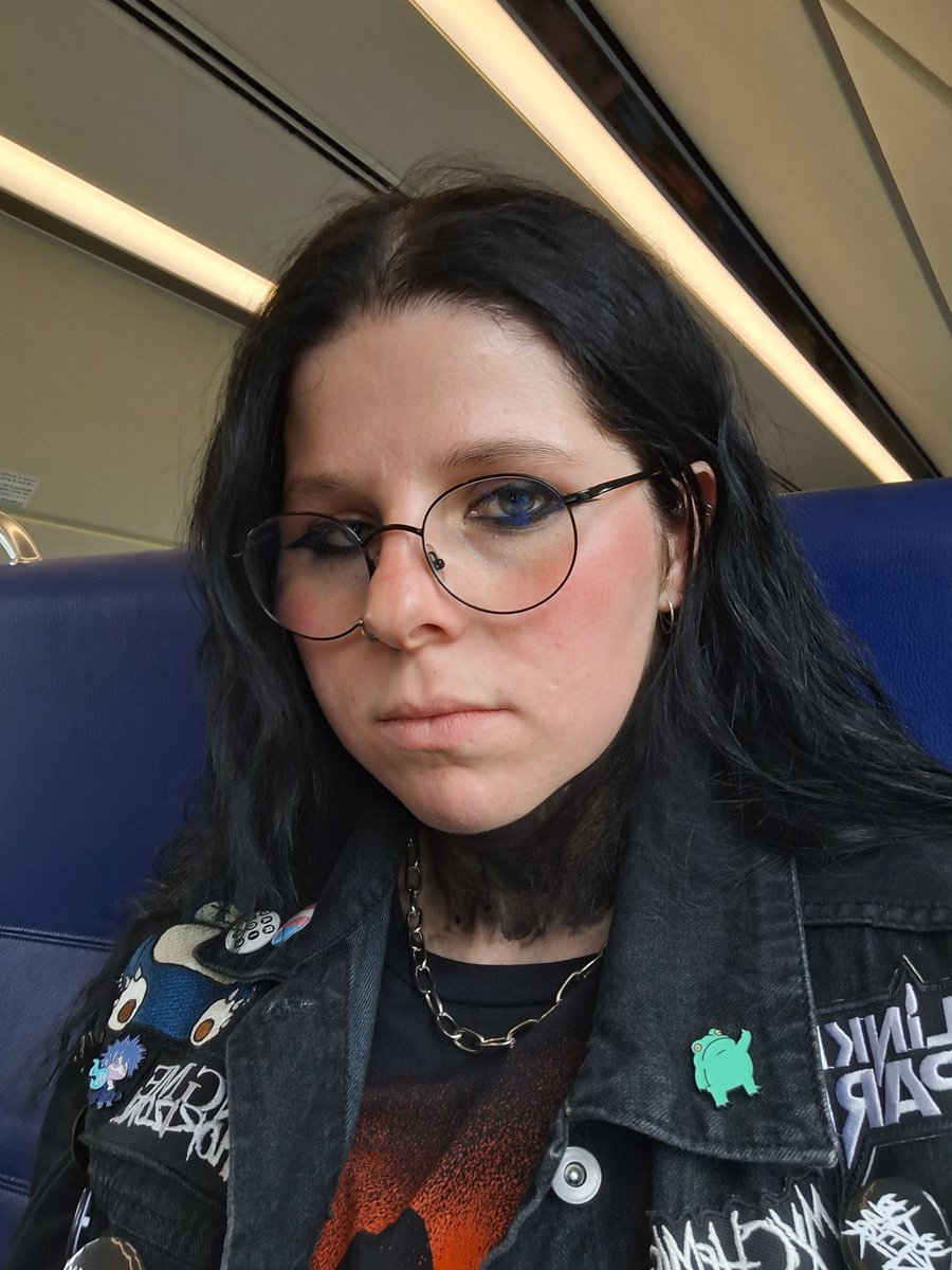 splintersprints's tweet image. linkin park lets gooooooo