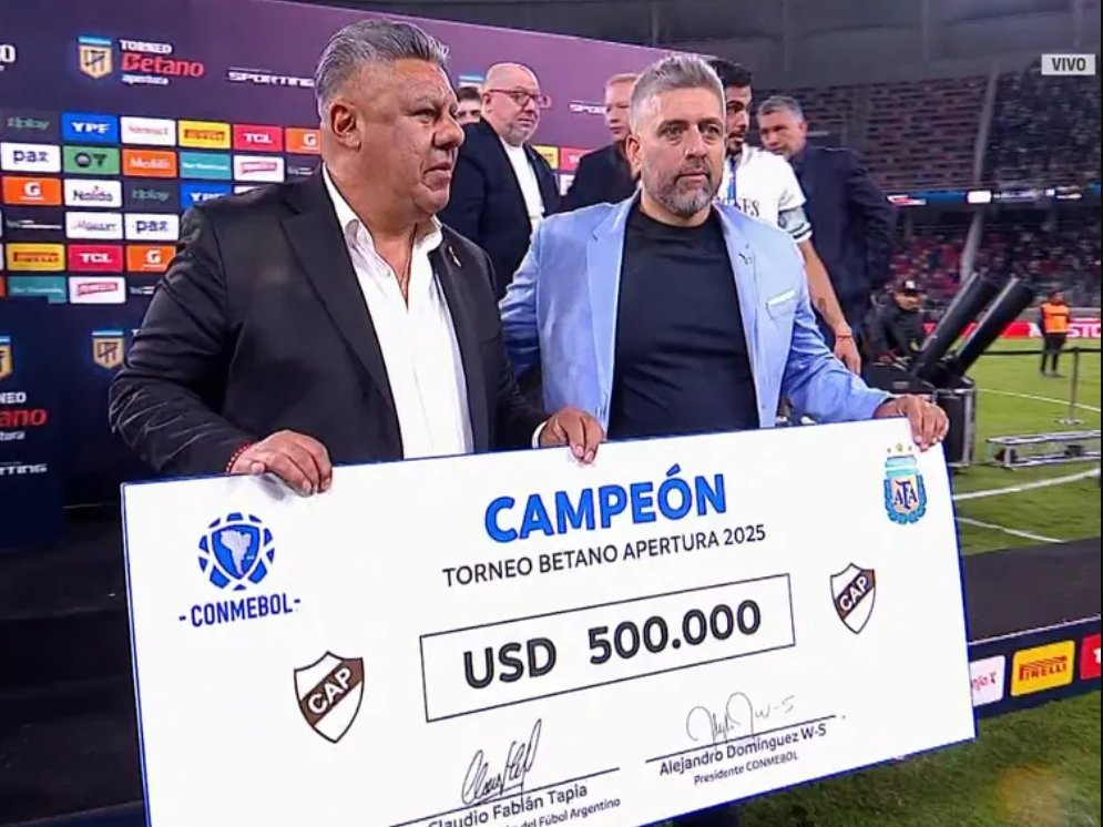 Lo que se vio en el #MundialDeClubes marca el estado de situación del fútbol argentino. Así como Tapia se golpea el pecho con la Selección, COMPUESTA INTEGRAMENTE POR FUTBOLISTAS QUE JUEGAN EN EUROPA, tiene que hacer una profunda autocrítica del fracaso de #Boca y #River, los