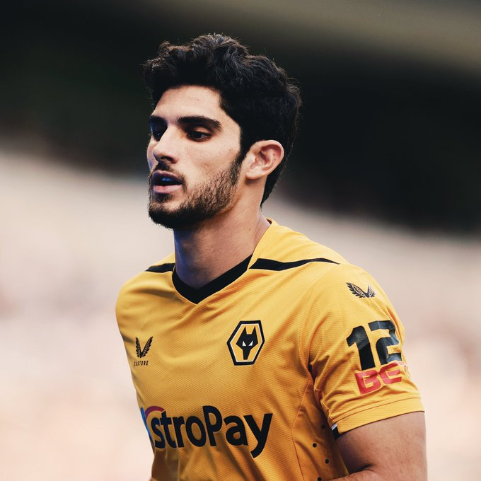 Gonçalo Guedes menajerler aracılığıyla Beşiktaşa önerildi.Oyuncu kanat bölgesi için son seçeneklerde yer alıyor