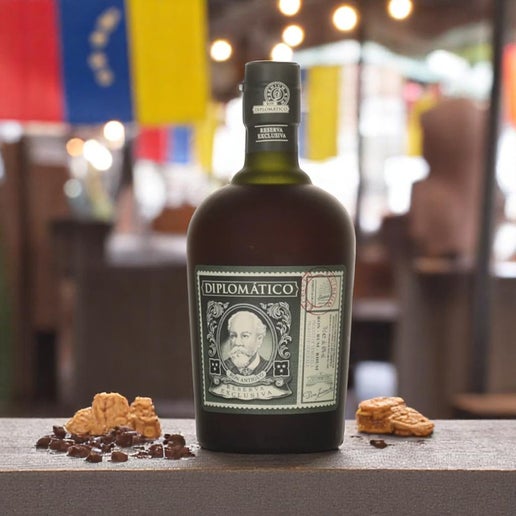 Diplomático Rum is a versatile spirit whether enjoyed or used in crafting elegant cocktails.

Rich, deep, and warming notes imparted by the oak barrels.

Creamy, tropical sweetness reminiscent of ripe bananas.

Mellow, fruity sweetness from sun-dried raisins

Product of Venezuela