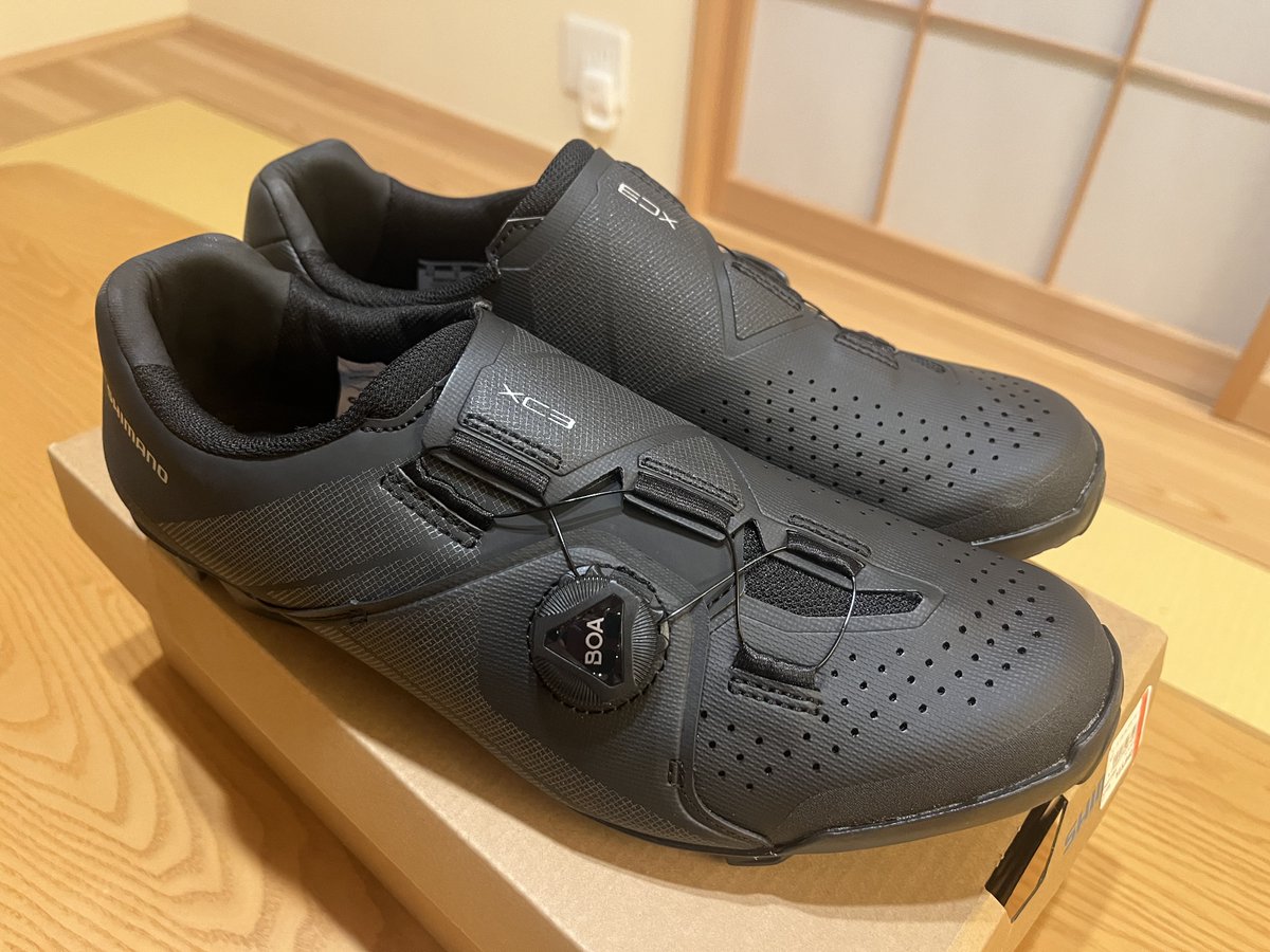 SPDシューズをシマノのXC3(ワイド)に新調。 某店にて7月発売のはずの