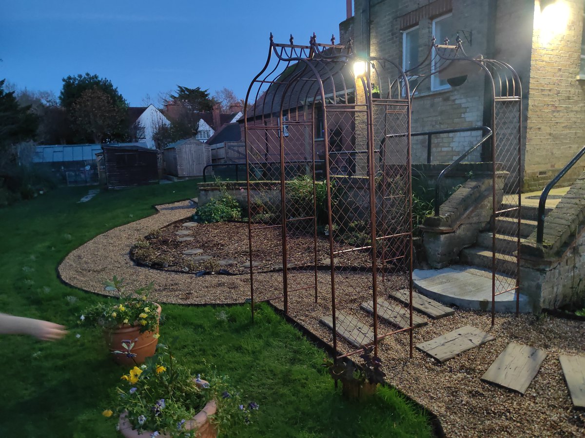 FircroftTrust's tweet image. Nature can boost mood—even a few minutes outside each day helps.

We have beautiful outdoor areas for people we support across our services to access, and spend time in nature.

#NatureForWellbeing #FircroftTrust