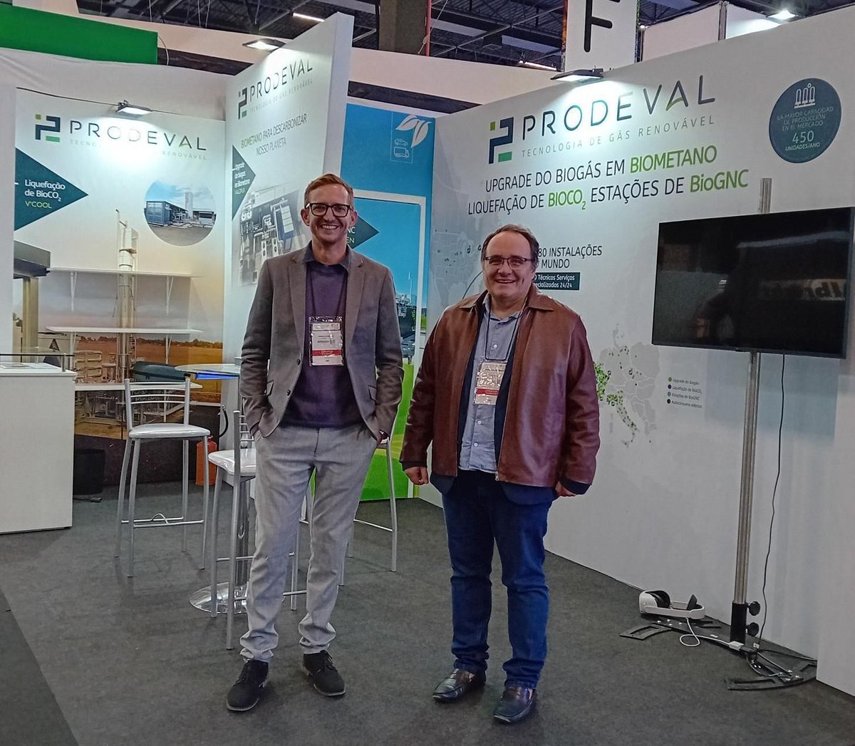 Venda [EU Direct] DIDEEP 1L Equipamento de Mergulho Cilindro Tanque de  Oxigênio Equipamento de Mergulho Profissional Kit de Mergulho Conjunto de  Snorkel com Bomba de Água Óculos de Mergulho Bolsa de Armazenamento, image size:1200x1047