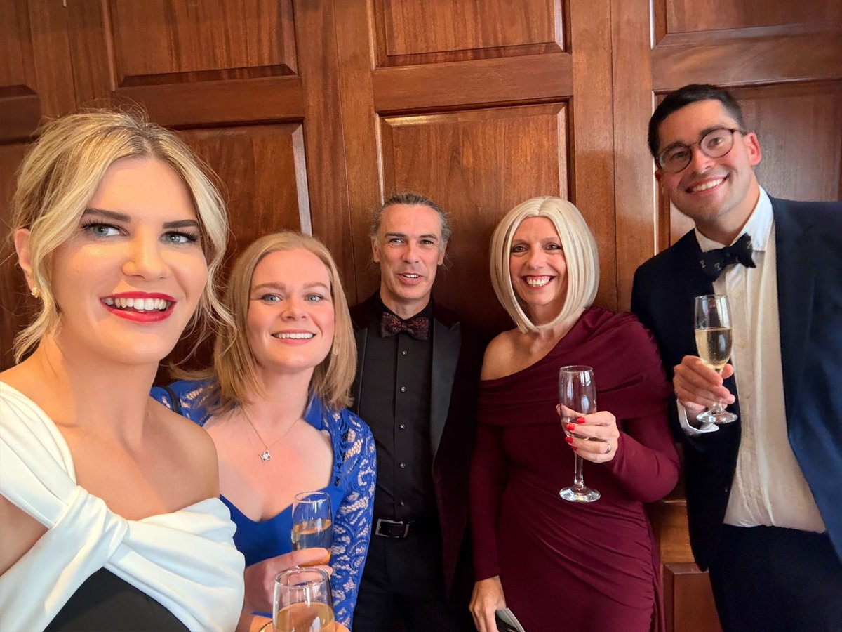 Charles Hastings Wine Club tweet media