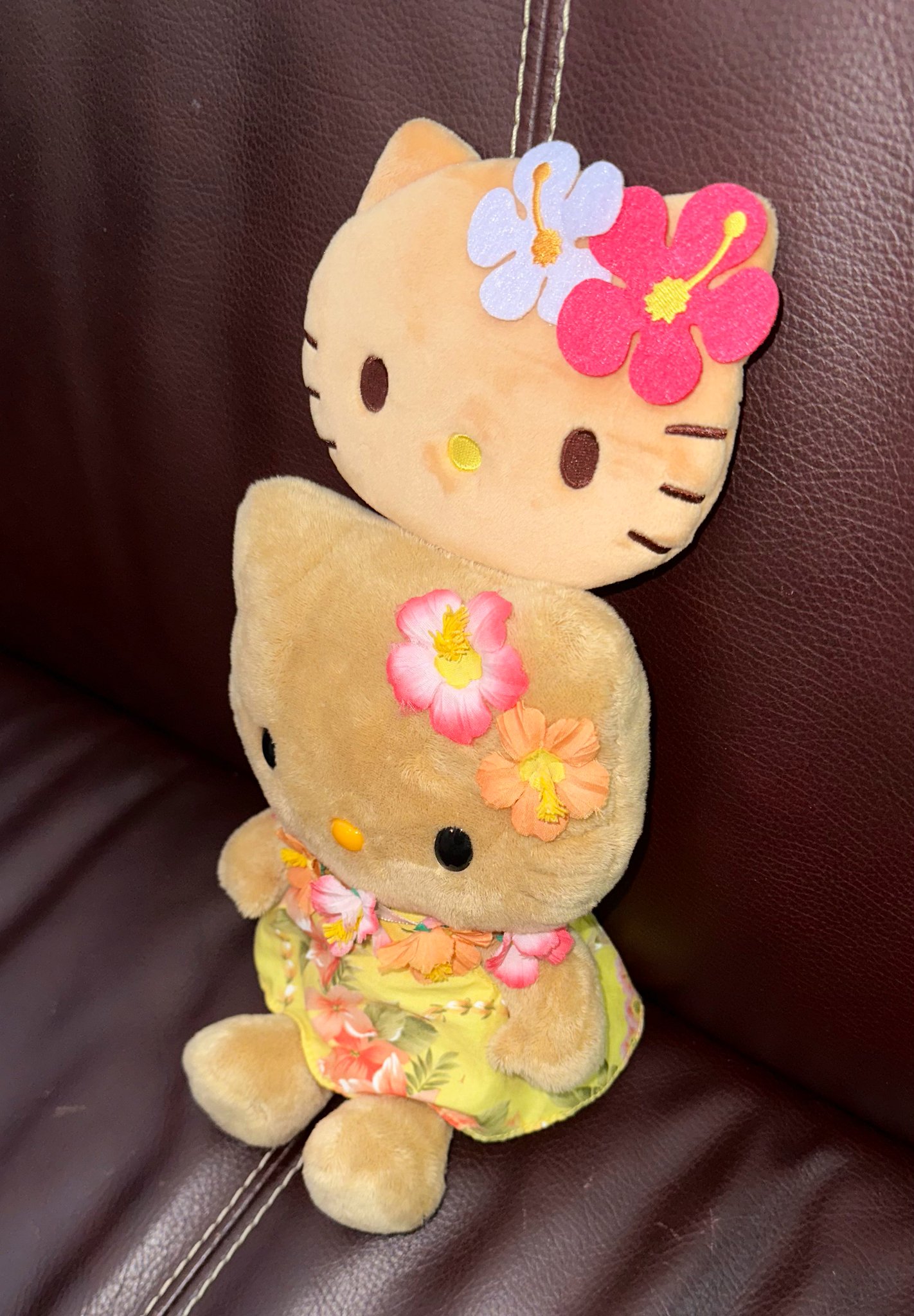 ウ*ネ様 日焼けキティ　ポシェット キティ サンリオ ハローキティ ぬいぐるみポシェット