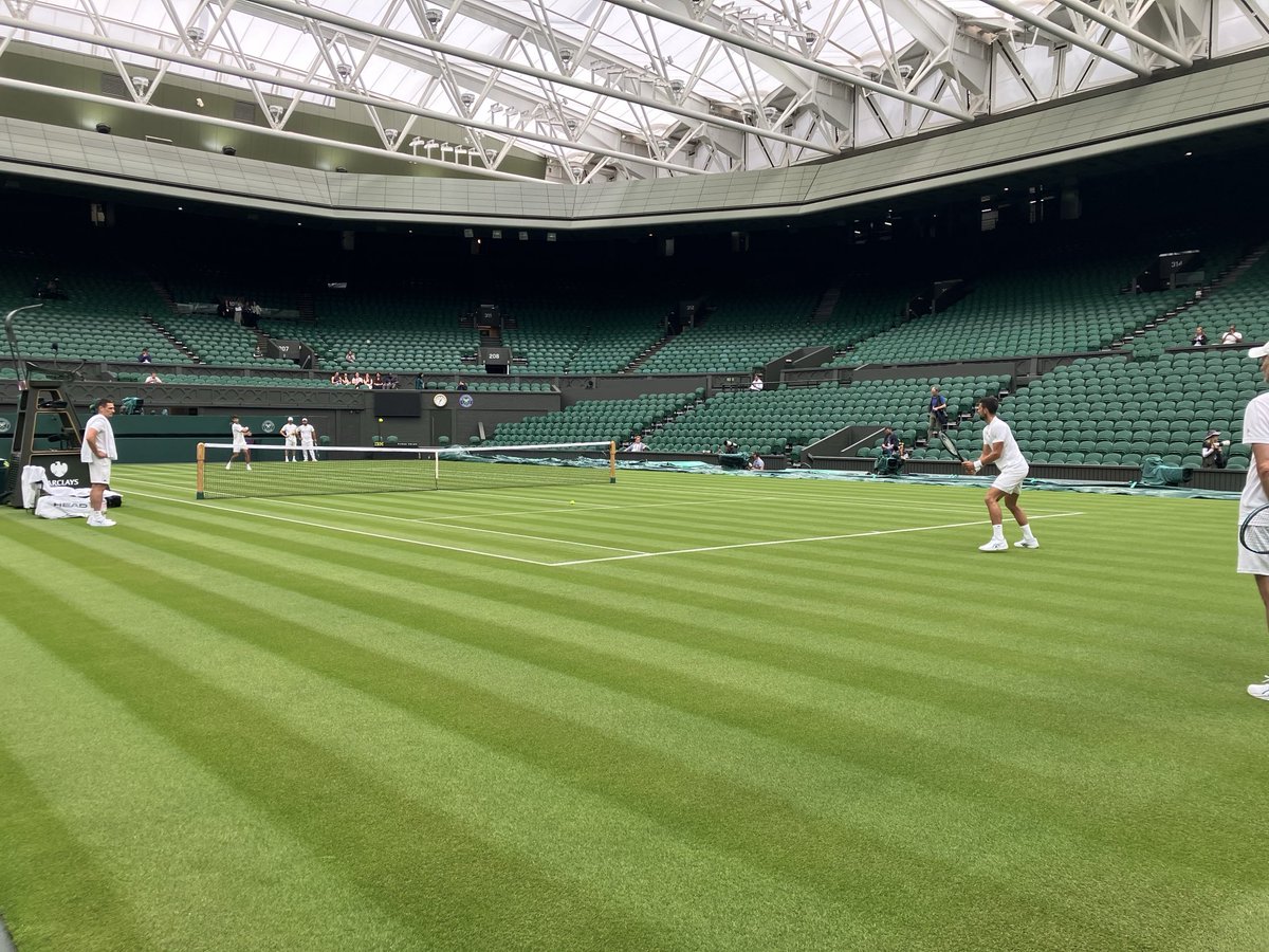 NeilMcLeman's tweet image. #Wimbledon final re-match under the Centre Court roof #Djokovic #Alcaraz