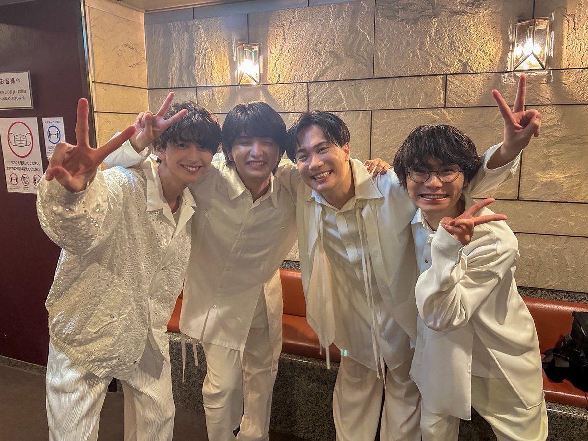 朗読劇ＲＯＯＭ２０２５
初日公演ありがとうございました！
最高の幕開けとなりました📙
#朗読劇ROOM2025