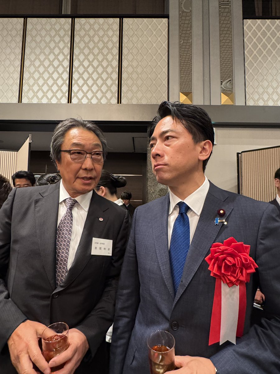 神奈川県の宅建協会会長の草間さんは横須賀の方。地元に戻れない分、横須賀の方と東京で会うと凄く嬉しい。
