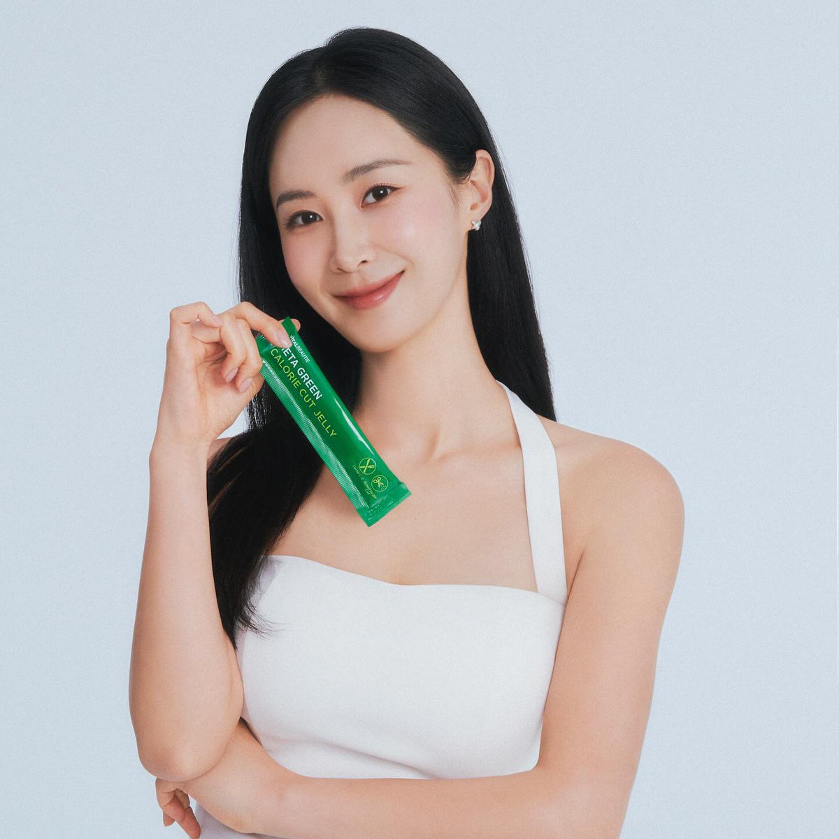 YuriBraziI's tweet image. [#YULSTAGRAM] 26.06.25 |Greenlight 🟢 Meta Green Booster Shot  

Por favor, ore pela minha fase de estagnação 🤭🙏🏻 É verão, sabe? 👙😤
#Publi
Booster de dieta para a estagnação, Booster Shot 7 dias  

Dieta saudável e sustentável, Meta Green  

#DietaVerde #MetaGreen #VitalBeauty