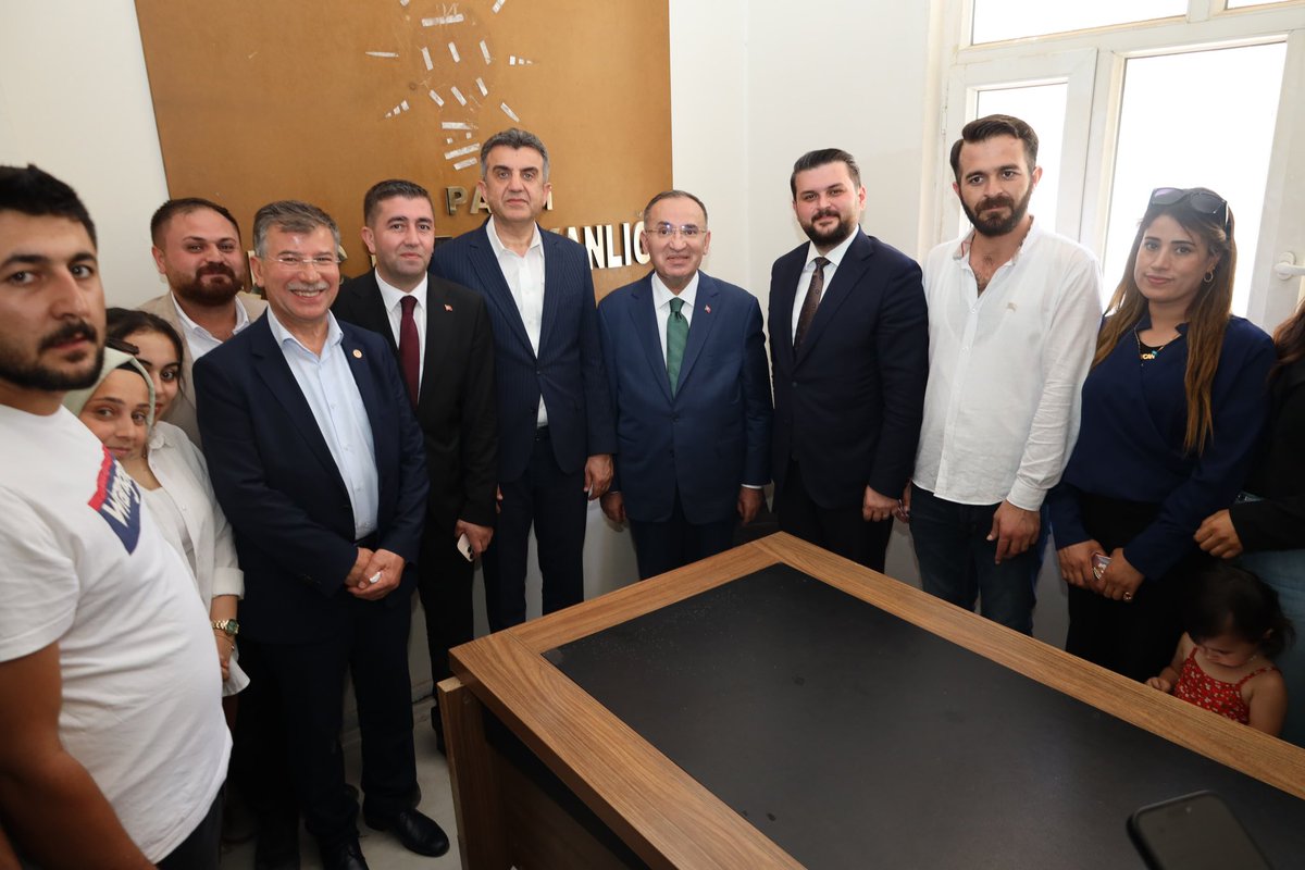 AK Parti, bir millet hareketidir...

📍Suruç İlçe Başkanlığı

TBMM Başkanvekilimiz <a href="/bybekirbozdag/">Bekir  Bozdağ</a>, Milletvekilimiz <a href="/malicevheri/">𝐌𝐞𝐡𝐦𝐞𝐭 𝐀𝐥𝐢 𝐂𝐞𝐯𝐡𝐞𝐫𝐢</a> ve il teşkilatımız ile birlikte Suruç ilçe teşkilatımızı ziyaret ederek, Suruç İlçe Başkanımız <a href="/ibrahimucar89/">İbrahim Uçar</a> ve İlçe teşkilatımızdaki kıymetli dava