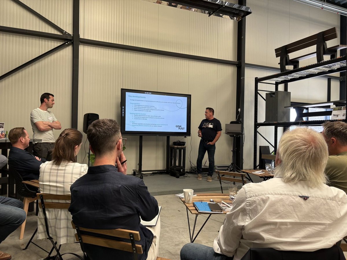 Dealerdag Govaplast. Leuk en interessant. 
SKWShop Official dealer 
skwshop.nl/parkbanken-kun…