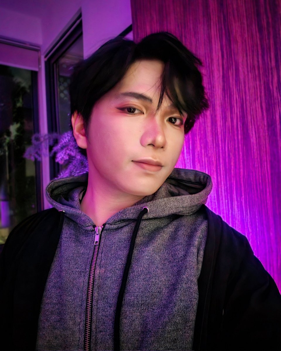 jedskiboo's tweet photo. I've been seeing a lot of people do a costest of K-pop Demon Hunters, so I thought of also giving it a try 🤣

Jinu Saja | K-Pop Demon Hunters

#jinu #jinusaja #sajaboys #kpopdemonhunters #jinucosplay #cosplay #cosplayer #cos #coser #coscollabsg https://t.co/Z7f568YqhX