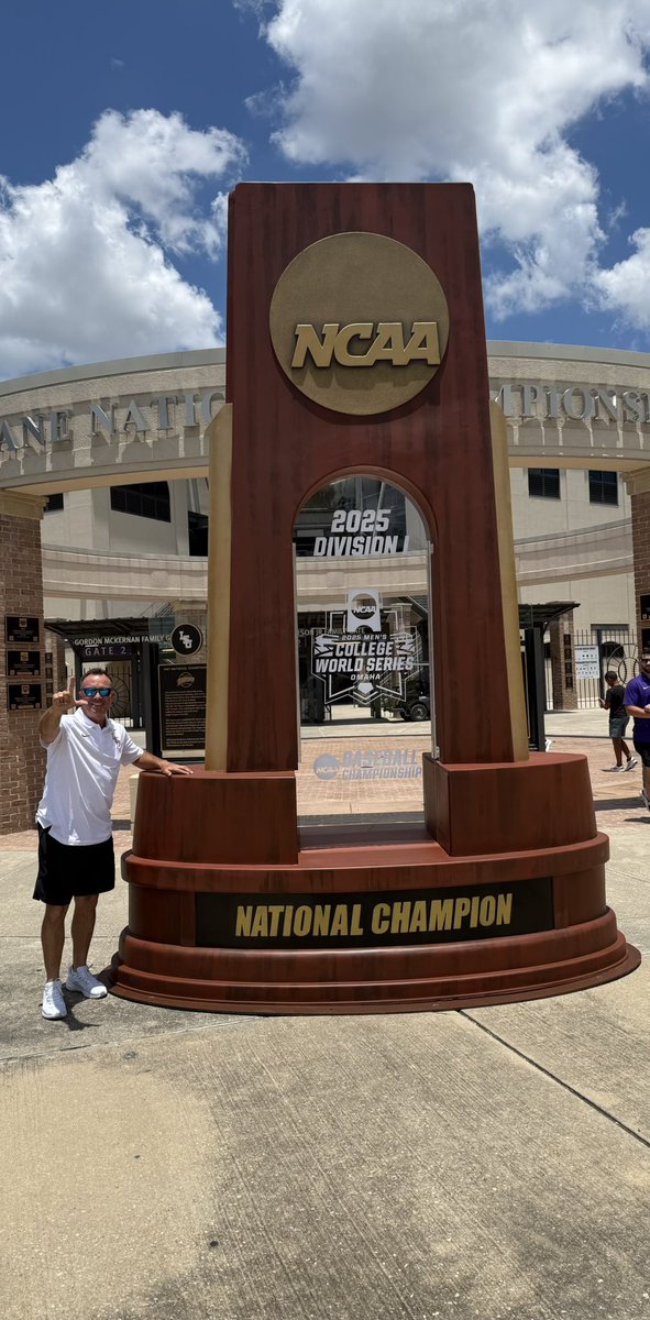SECbaseball's tweet image. Some great shots from last night’s championship celebration at Alex Box.
I’m in love with the giant trophy, this should be a staple for every CWS winner moving forward.