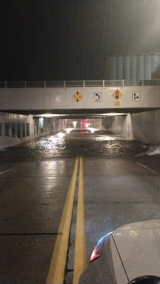 CityofGI's tweet image. Following last night’s heavy rainfall, many areas in Grand Island experienced flooding, resulting in standing water on roads and parking lots, homes inundated with water, and dozens of vehicles stranded.
Here's our full update: grand-island.com/article/2286287