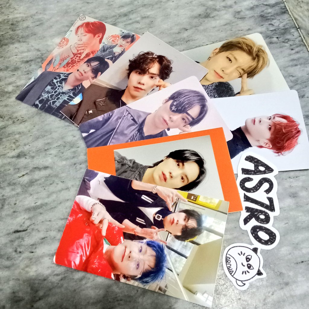 happy mail from <a href="/byhealayouts/">hea layouts</a> 💜♥️
HQ keychains that came w/ freebies
tysm po🫶🏻