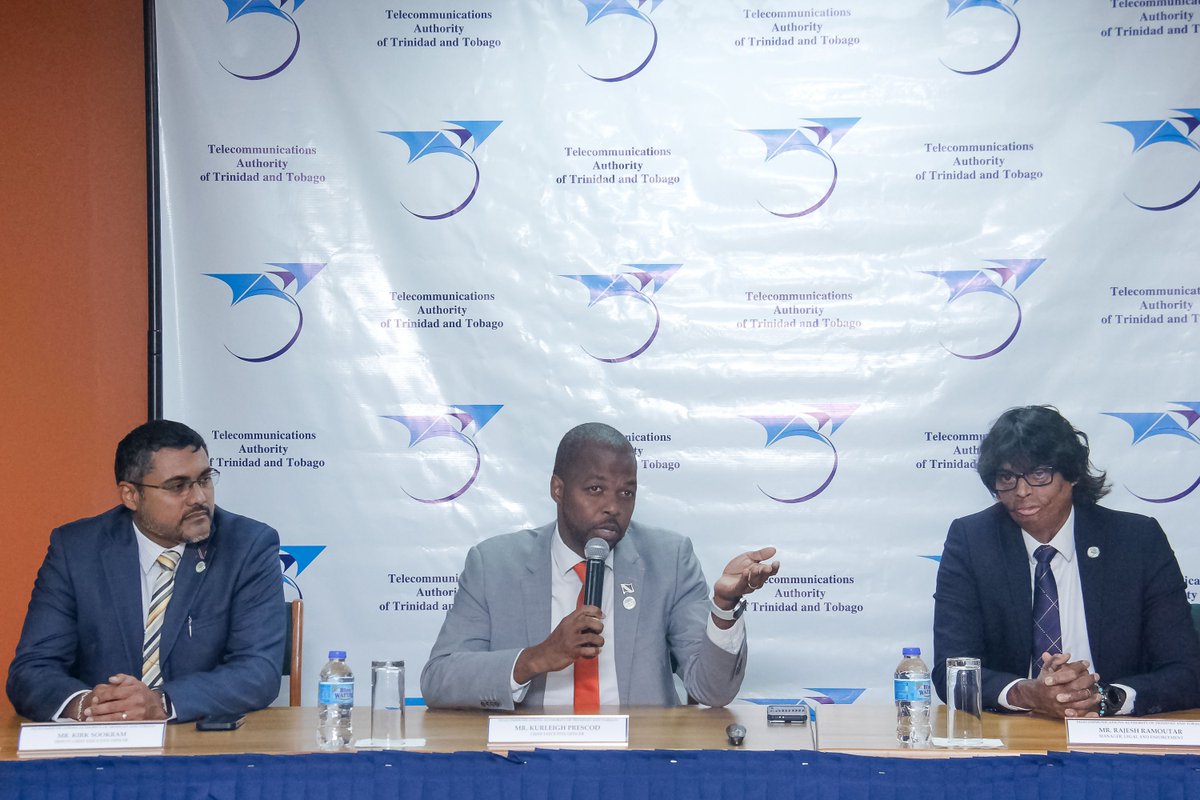 Senator the Honourable Dominic Smith, Minister of Public Administration and Artificial Intelligence gave the Feature Address at the Fixed Number 
Portability Media Launch, hosted by the Telecommunications Authority of Trinidad and Tobago (TATT).

tatt.org.tt