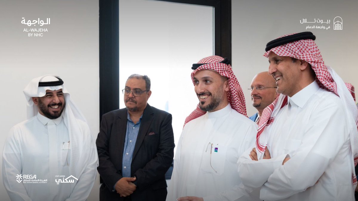 TilalSa's tweet image. جانب من زيارة الرئيس التنفيذي لـ @SaudiNHC الأستاذ محمد البطي لـ #بيوت_تلال في واجهة الدمام، حيث اطّلع خلالها على آخر مستجدات المشروع وتطورات التنفيذ
