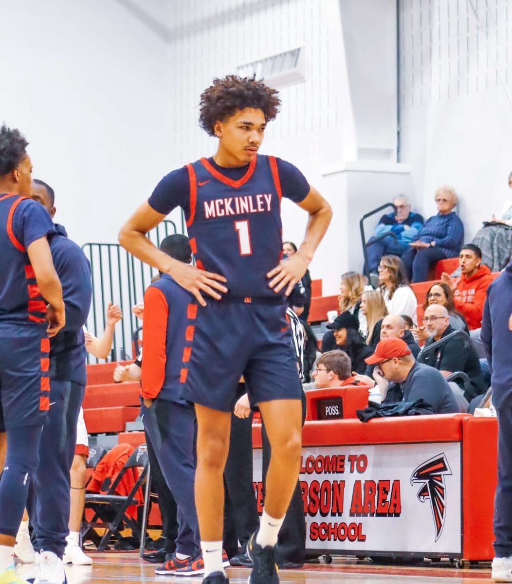 Welcome to OBC‼️

Izaiah Redd 2028 6’4 Wing Niles McKinley High School. 

Izaiah is a tough hard nosed player that can play multiple positions. He’s going to bring Skill, Athleticism, and toughness. 

Let’s get it! 

OBC BOYZ‼️