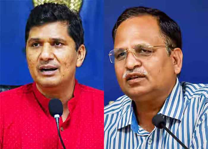 yespunjab's tweet photo. Delhi: ACB books Saurabh Bhardwaj, Satyendra Jain in hospital construction scam https://t.co/YIcTlEjmht
#DelhiScam #AAPCorruption #HospitalScam #SaurabhBhardwaj #SatyendraJain #ACBInvestigation #HealthInfraScam #DelhiNews #PublicFundsMisuse #ICUProjectDelay #LNJPHospital #TransparencyInGovernance