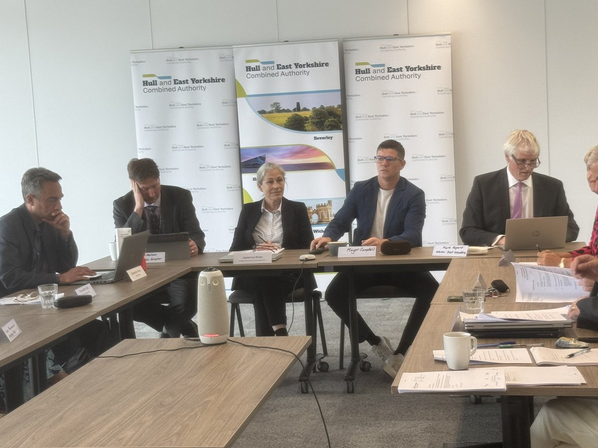 HEYCombinedAuth's tweet image. First AGM completed. Mayor @luke11campbell also updated on wide-ranging work under way & key activity since last Board. Full papers, and soon a recording of the meeting here: hullandeastyorkshire.gov.uk/executive-board @East_Riding @Hullccnews @mhclg #devolution #transparency
