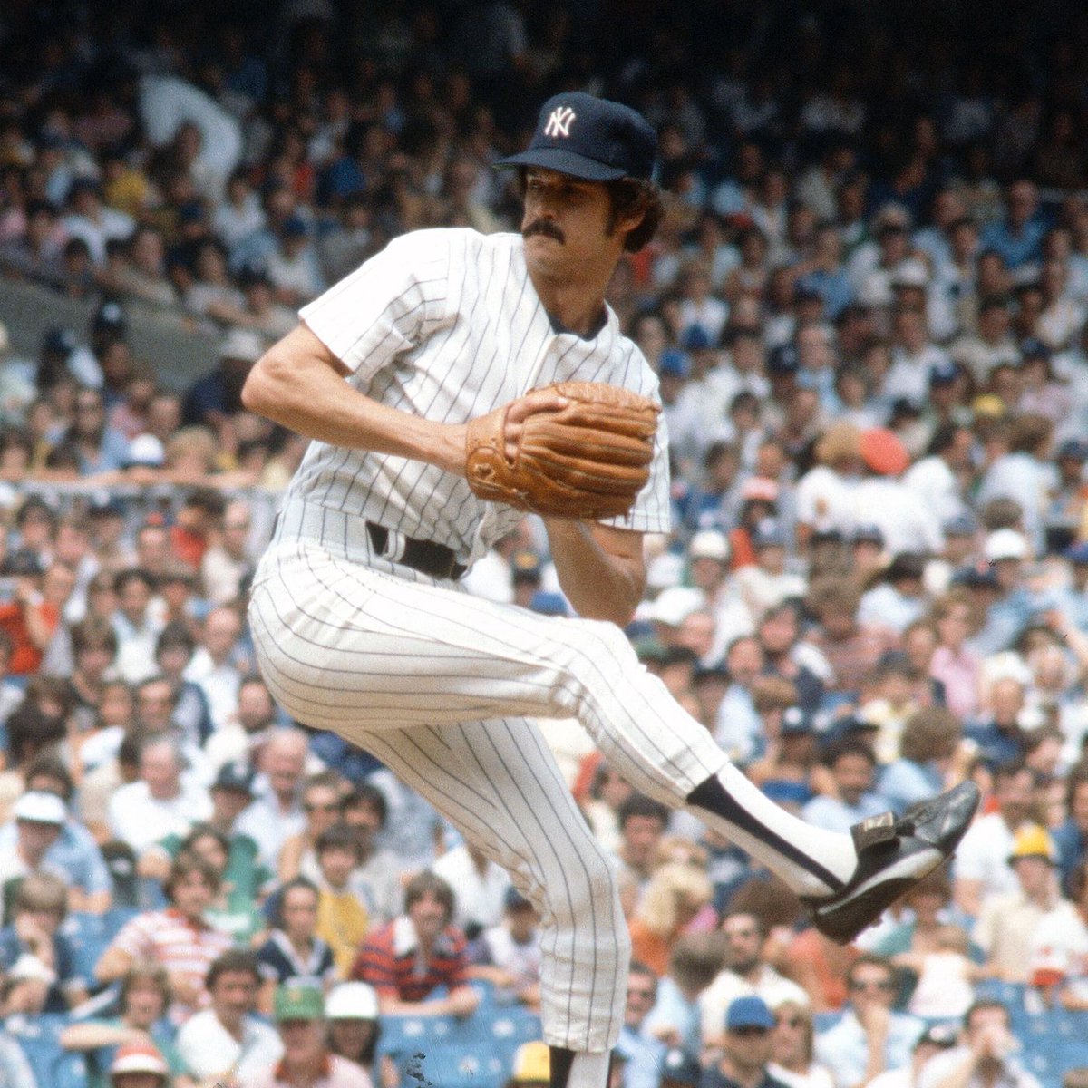 LILFBaseball's tweet image. Lefty pitcher Ron Guidry of the #Yankees made his major league debut #OTD in 1975 in a 6-0 loss to the #RedSox. He would pitch 14 years in New York, winning 170 games and the 1978 AL Cy Young Award. He was part of 2 World Series winners.