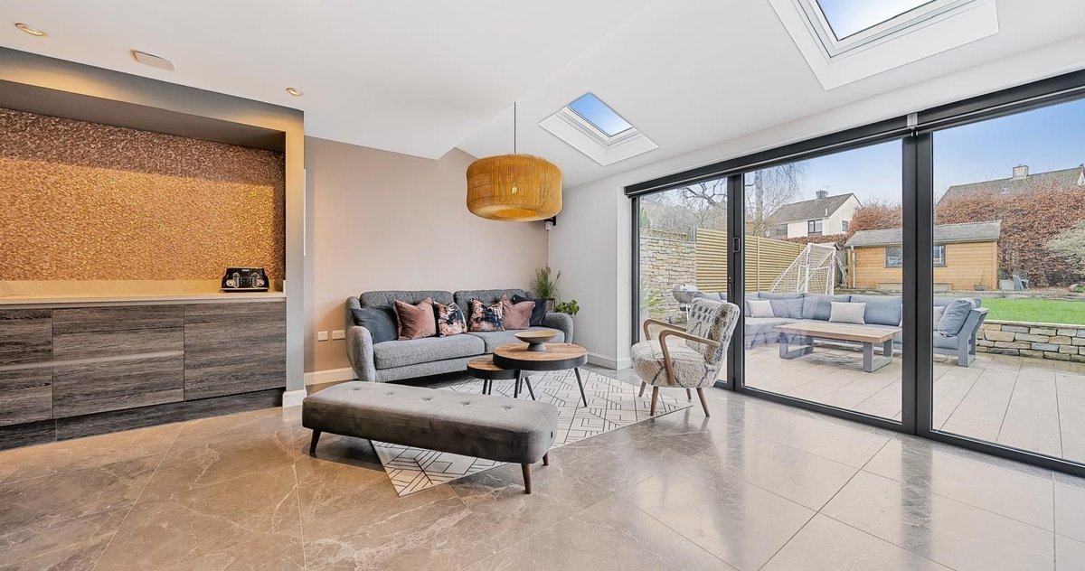 MainInteriors's tweet photo. Happy Clients, Stunning Spaces! From cosy homes to office design, we can bring any vision t life ⭐️

#InteriorDesign#HappyClienst#Homedecor#Kitchendesign#Vibrantliving
#Playfuldesign#Boldinteriors#Airbnb#HMO's #interiordesign#design#interior #homedecor#home#decor#interiors https://t.co/cNdCmBPaVi