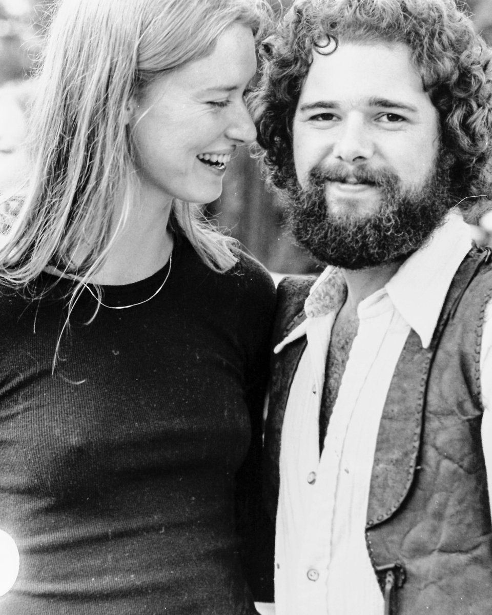 CapricornMacon's tweet photo. Happy 52nd wedding anniversary to @ChuckLeavell and Rose Lane Leavell! The young couple is pictured here sometime around 1974 at a party at the Allman Brothers farm. Photo by Herb Kossover https://t.co/9NyF0uCjMZ