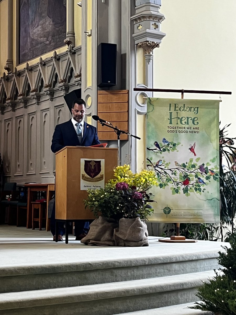 Principal Pat McLeod addresses proud graduates, families, and staff of St. Matthew CSS ⁦<a href="/CDSBEO/">CDSBEO</a>⁩ #believe#achieve#succeed