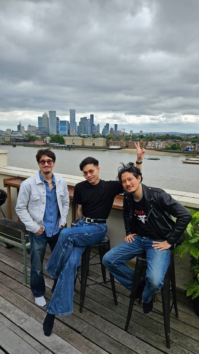 ลูกกอล์ฟโต้ข่าว เป็น landmark ใหม่ในลอนดอน วอนชาวไทยเลิฟเห็นใจ ยัน ไม่สามารถจัดคิวต้อนรับทุกคนได้ เผย หากได้เจอใครพร้อมดูแลเต็มที่

#สำนักข่าวไทยเลิฟ