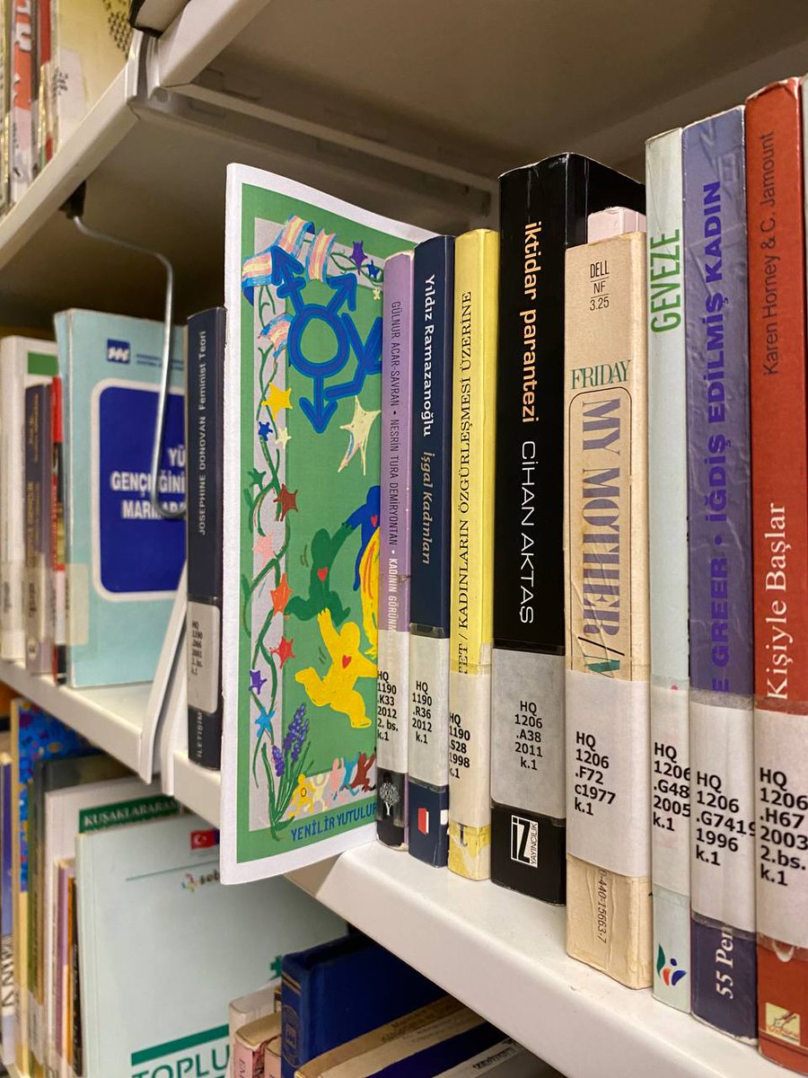 Marmara Üniversitesi Kütüphanesi'nin Feminist Kitaplığı'ndayız!

Oyunbozan seni bekliyor aşkım!