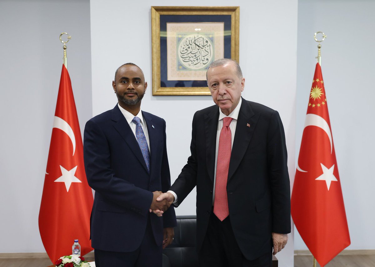 Cumhurbaşkanımız Sayın Recep Tayyip Erdoğan, Somali Federal Cumhuriyeti Limanlar ve Deniz Ulaştırma Bakanı Abdulkadir Muhammed Nur'u kabul etti.