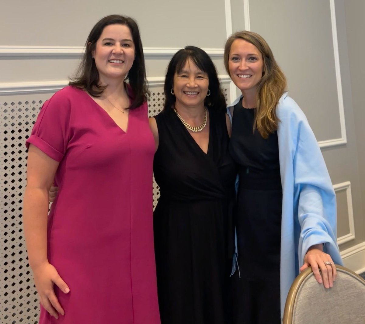 UNCOBGYN's tweet image. The Gyn Onc team at OBGYN graduation this past weekend 💐 Drs. Olivia Lara, Linda Van Le, Leslie Clark, and Dr. Marci Willis-Gray (Division Director for Urogynecology) in attendance!