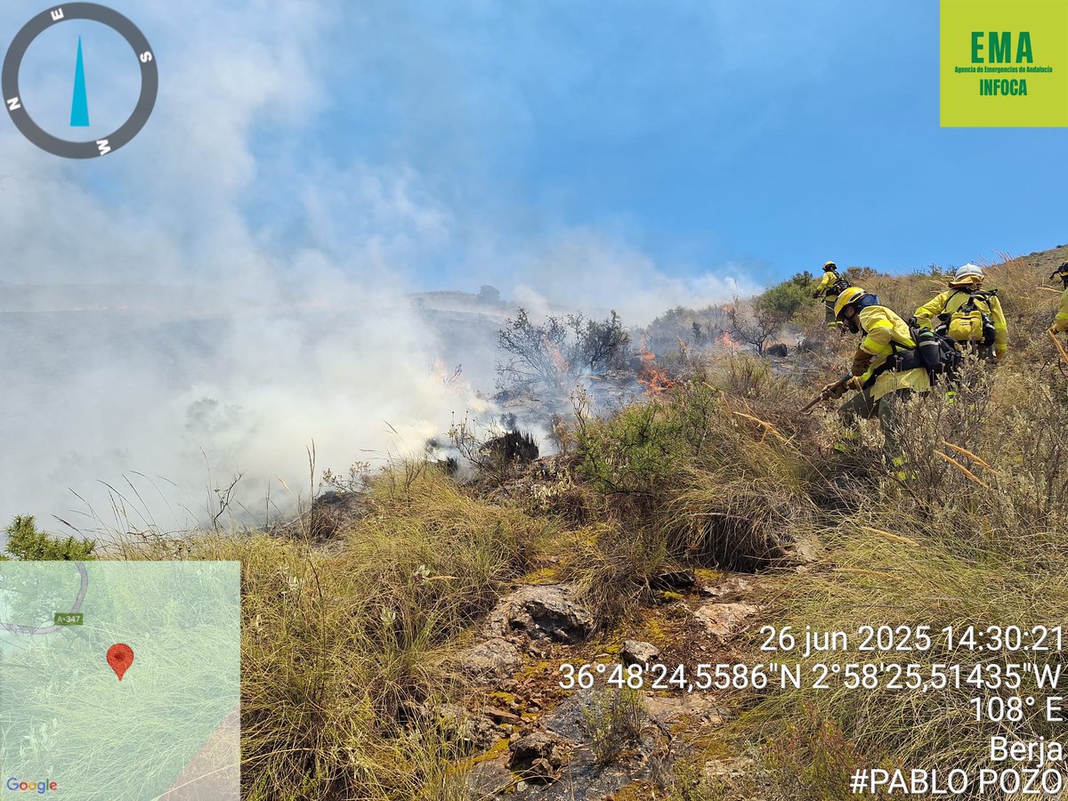 📆 26/06/2025     🕜 14.45 h.

🔴 ACTUALIZAMOS #IFBerja [ACTIVO]

MEDIOS:
🚁 2 semipesados, 1 pesado
🛩️ 4carga en tierra, 1 FOCA, 1 coordinación
👩‍🚒 6 grupos de bomberos forestales, 2 #BRICA, 3 #TOP, 1 #AAMM, subdirector #COPAlmería
🚒 2 autobombas
🩺 1 #UMIF
📡 1 #UNASIF, 1 #UMMT