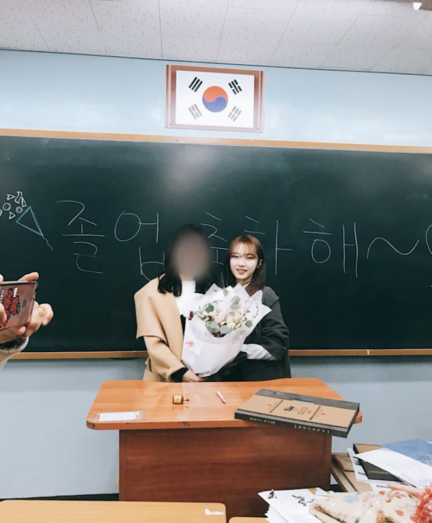thinking of haseul (@chohaseuldiary) on Twitter photo some new pics of haseul in high school as she was studying opera some new pics of haseul in high school as she was studying opera