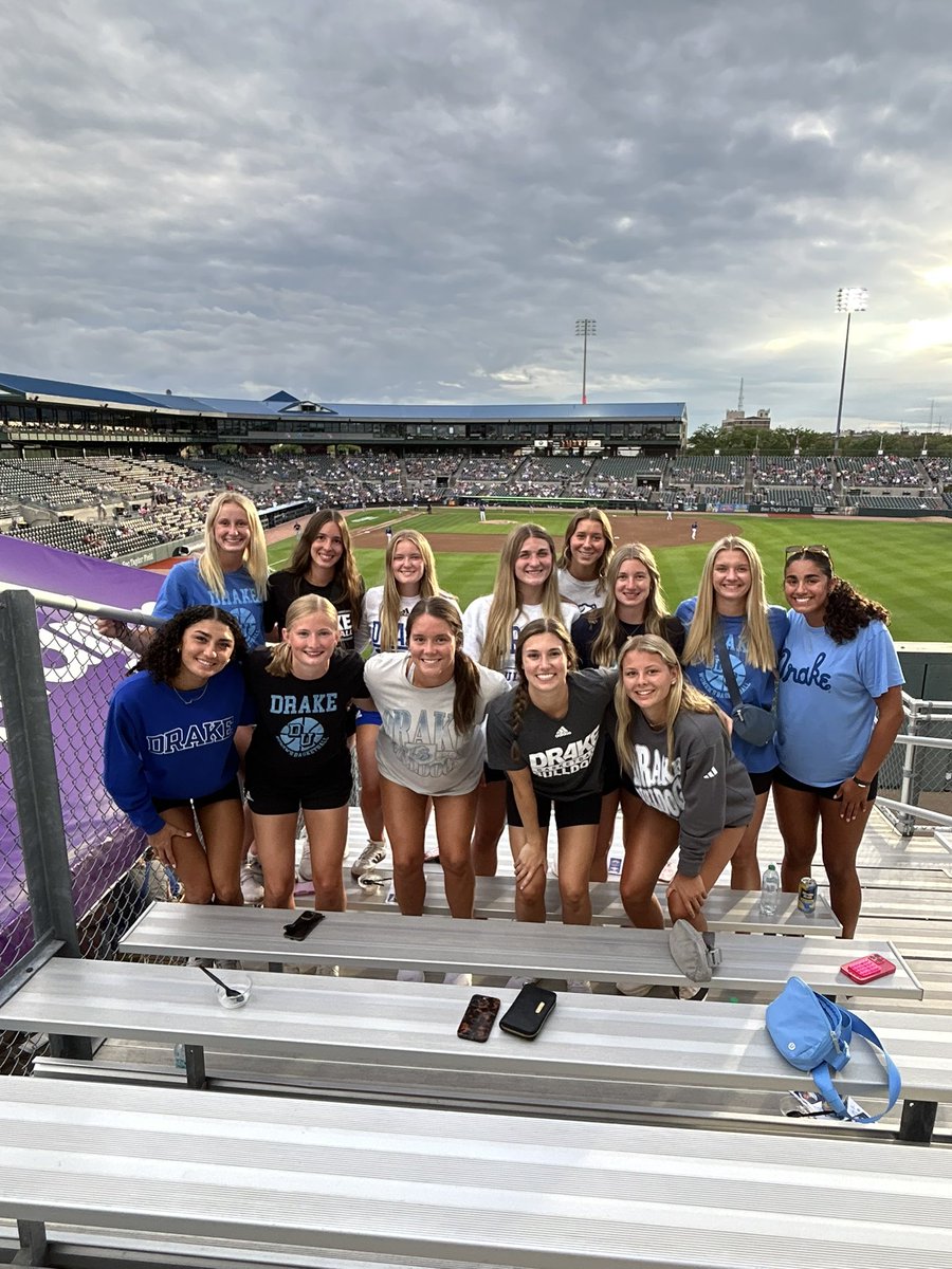 Thanks for having us out <a href="/IowaCubs/">Iowa Cubs</a>! ⚾️🤝🏀

#BeBlue